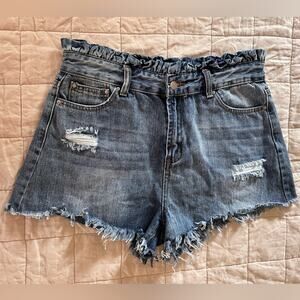 Hayden Los Angeles High Rise Ruffle Waist Distressed Denim Shorts - Large